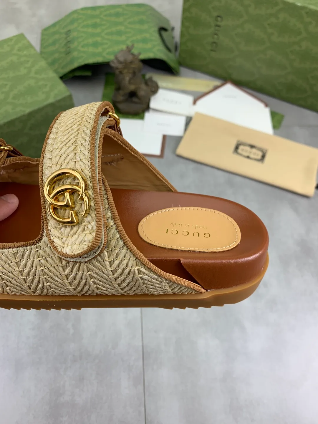 Men's Men's Shoes💰P440💰[New Style] High Version 🎁🎁🎁 GUCCI New Year of the Snake casual slippers, original official website, perfect workmanship, transmitting a kind of noble luxury, sublimating its definition of luxury in Gucci's high-end extraordinary craftsmanship. Original Gucci double G combination outsole, code number: 35-45, complete package